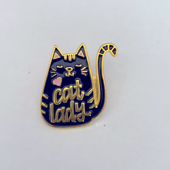 Jewelry - A cat lady pin / brooch